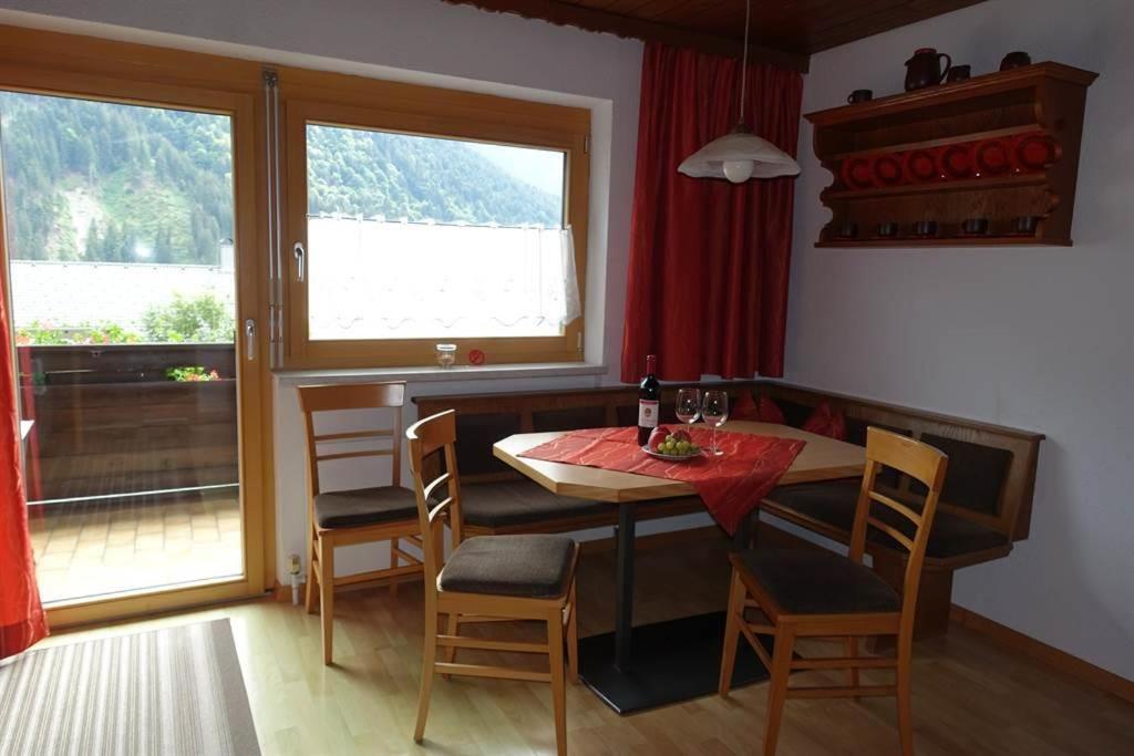 Haus Lifinar - Carmen Juen Apartment Санкт Галенкирх Екстериор снимка